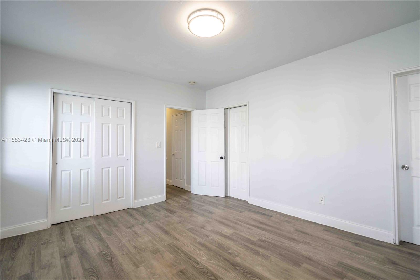 BEACH BAY SUB - Residential Lease