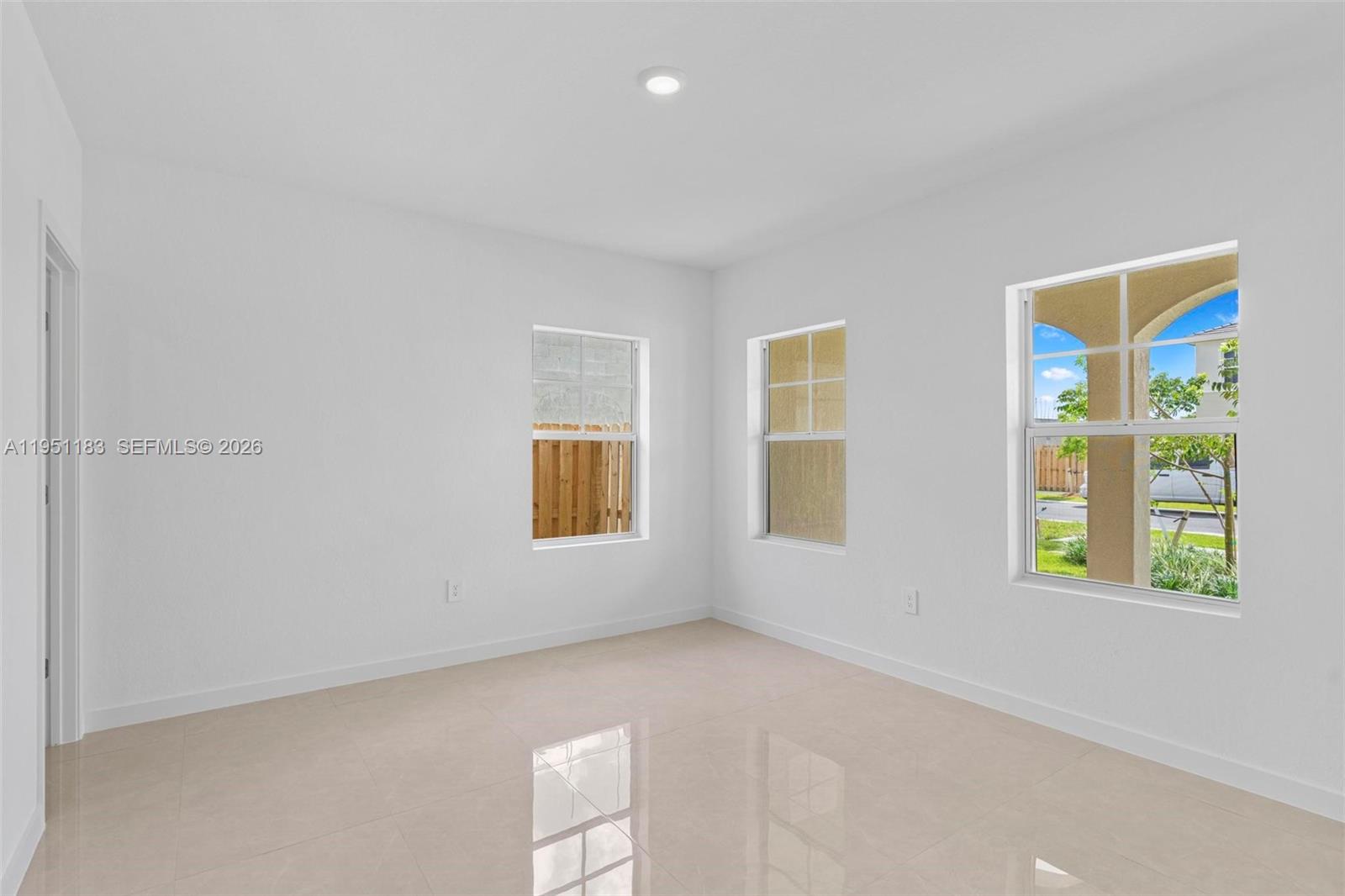 SUNRISE ESTATES - Residential