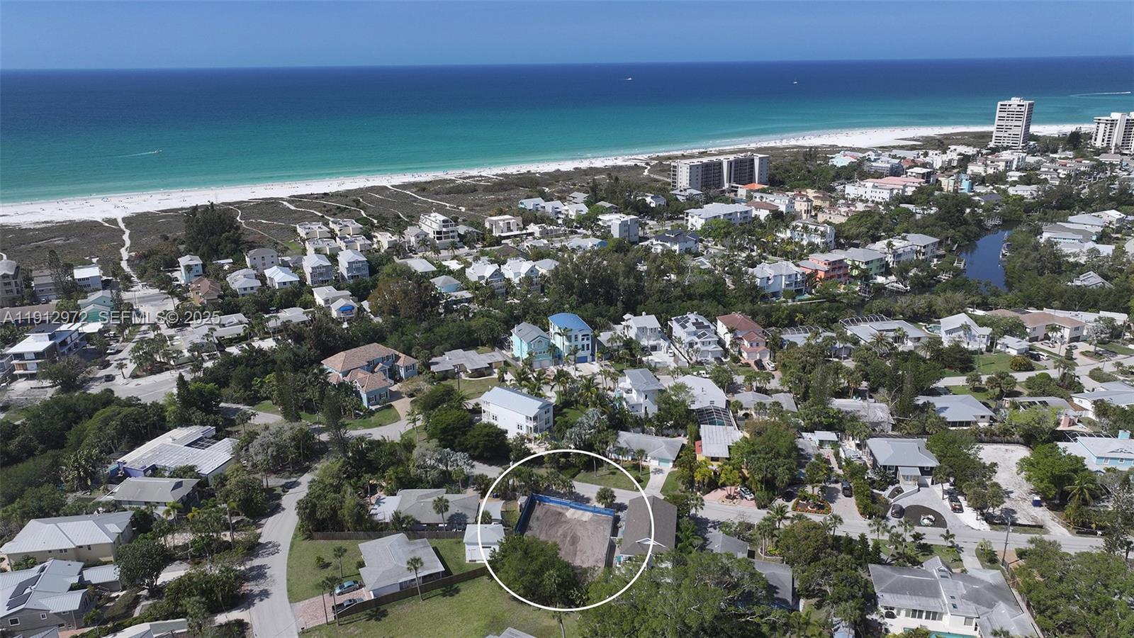 SARASOTA BEACH - Land