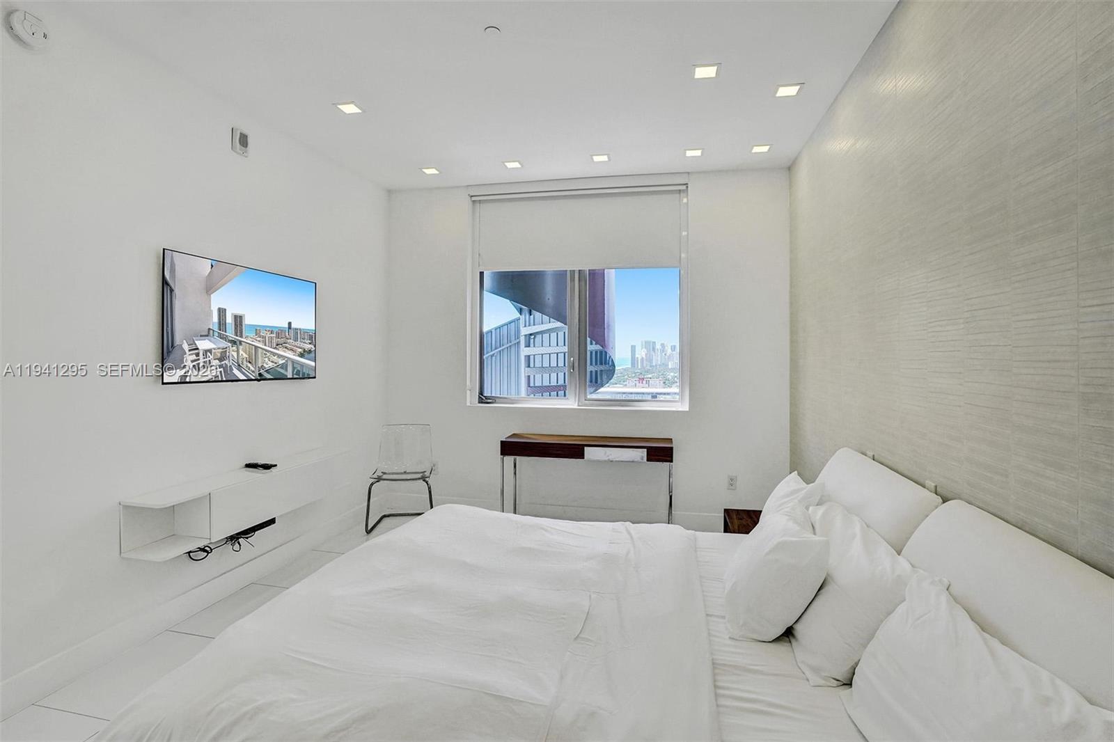BEACHWALK CONDOMINIUM - Residential