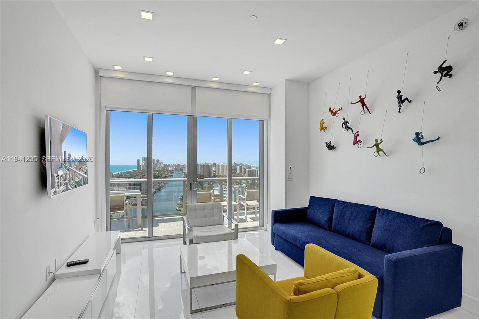 BEACHWALK CONDOMINIUM - Residential