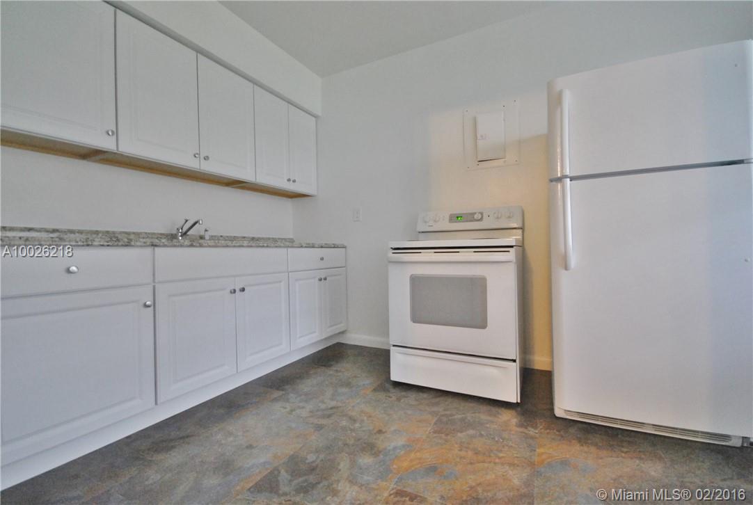 7 53 42 - Residential Lease