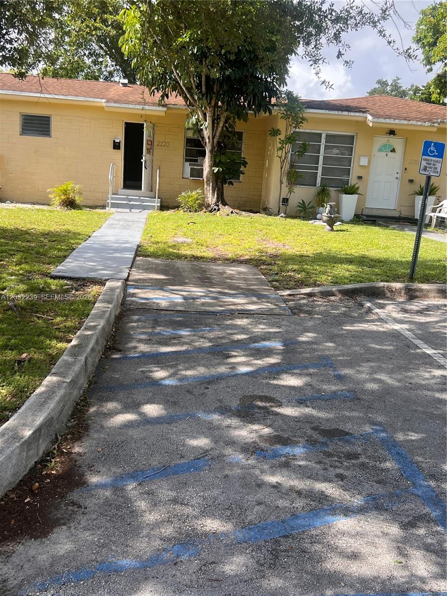 GREYNOLDS PARK GARDENS - Residential Lease