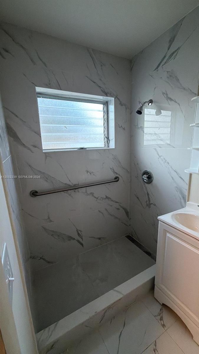 GREYNOLDS PARK GARDENS - Residential Lease