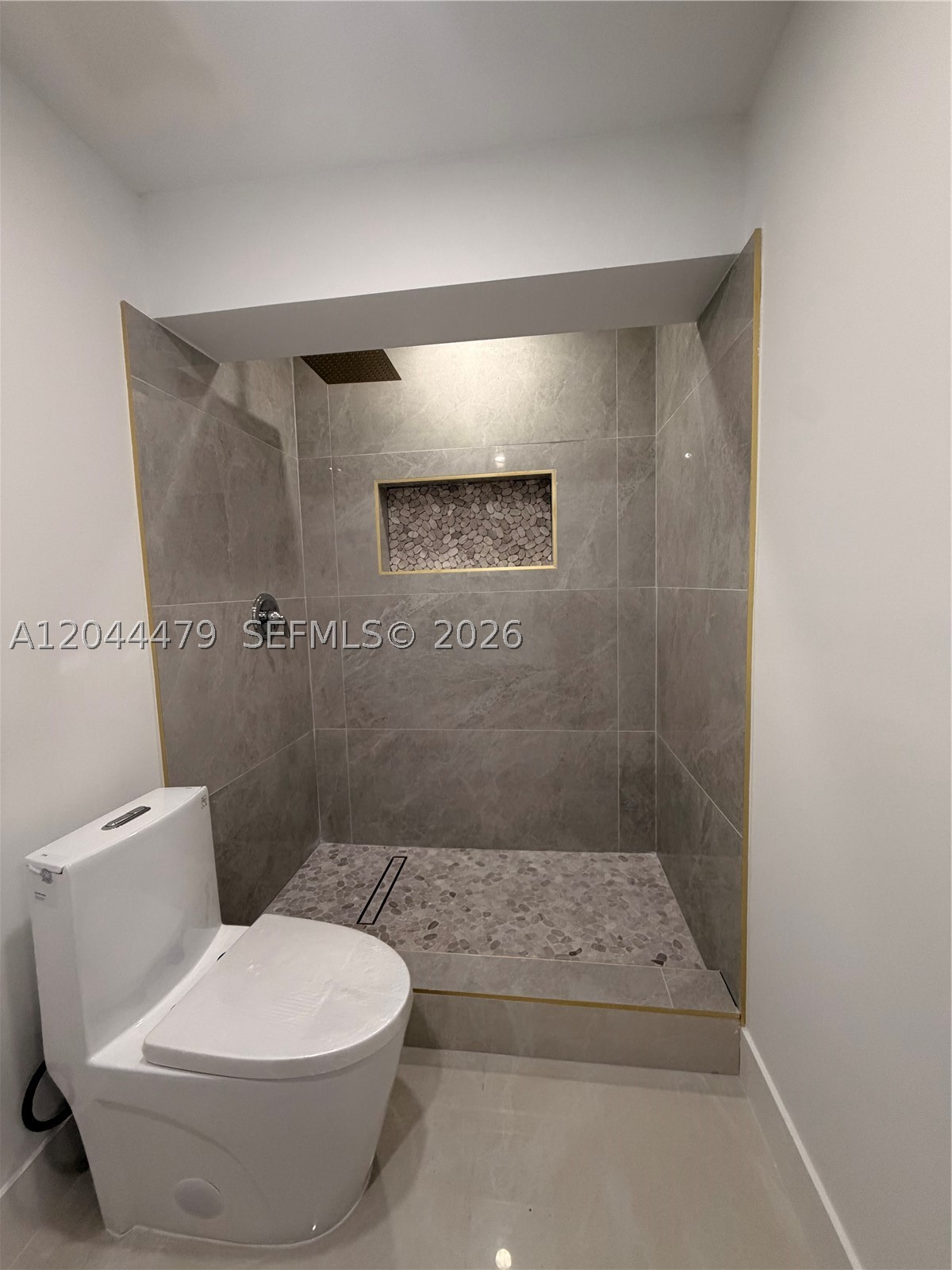 ESSEX VILLAGE 6TH ADDN - Residential