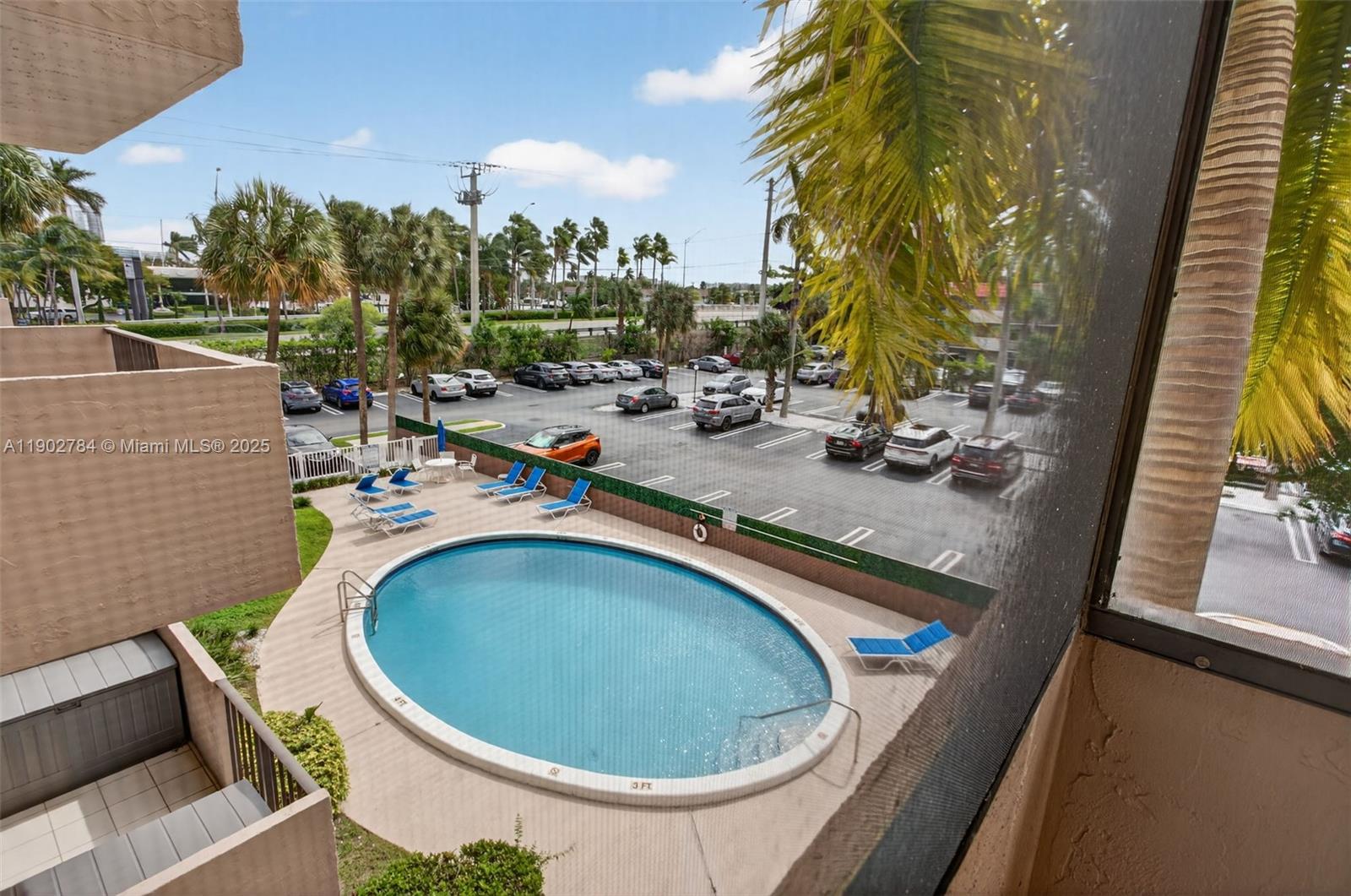 ISLAND CLUB TWO CONDO - Residential