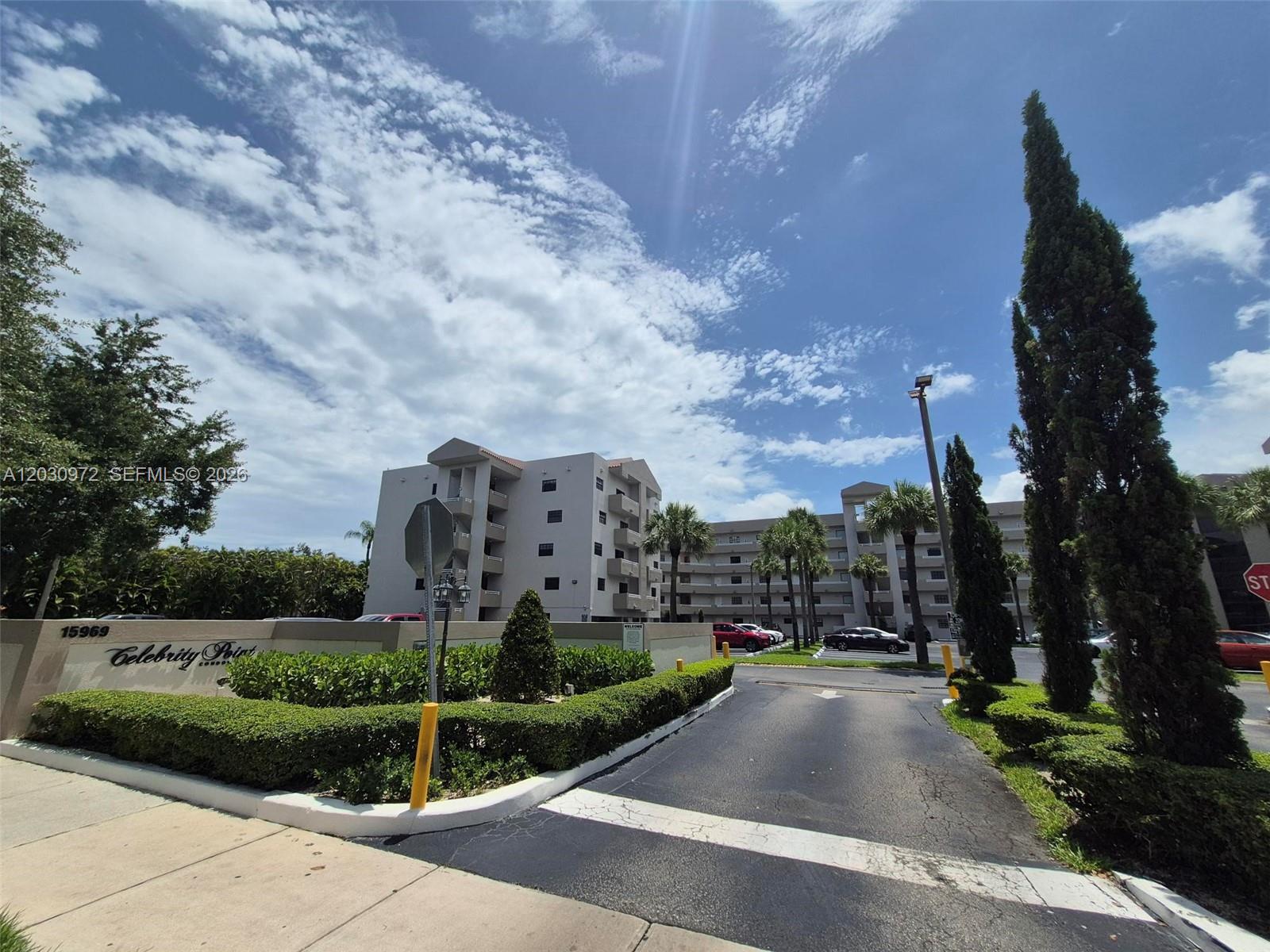 Beautiful and cozy 1 bedroom with an extra room or den that could be used as an office. 1 bathroom and huge walking closet in the heart of Miami Lakes. Furniture, great condition. Washer and dryer inside the unit. Community pool and BBQ areas. 1 assigned parking space, guest parking. Centrally located, just minutes away from Mijami Lakes Street shops, restaurants and major highways.