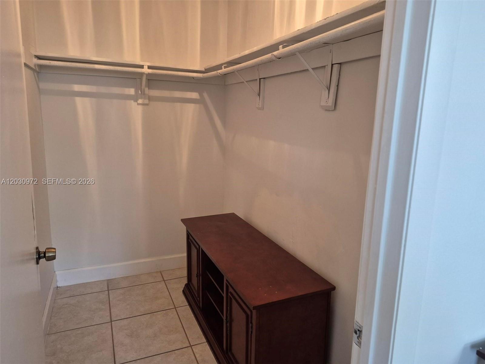 CELEBRITY POINT CONDO - Residential Lease