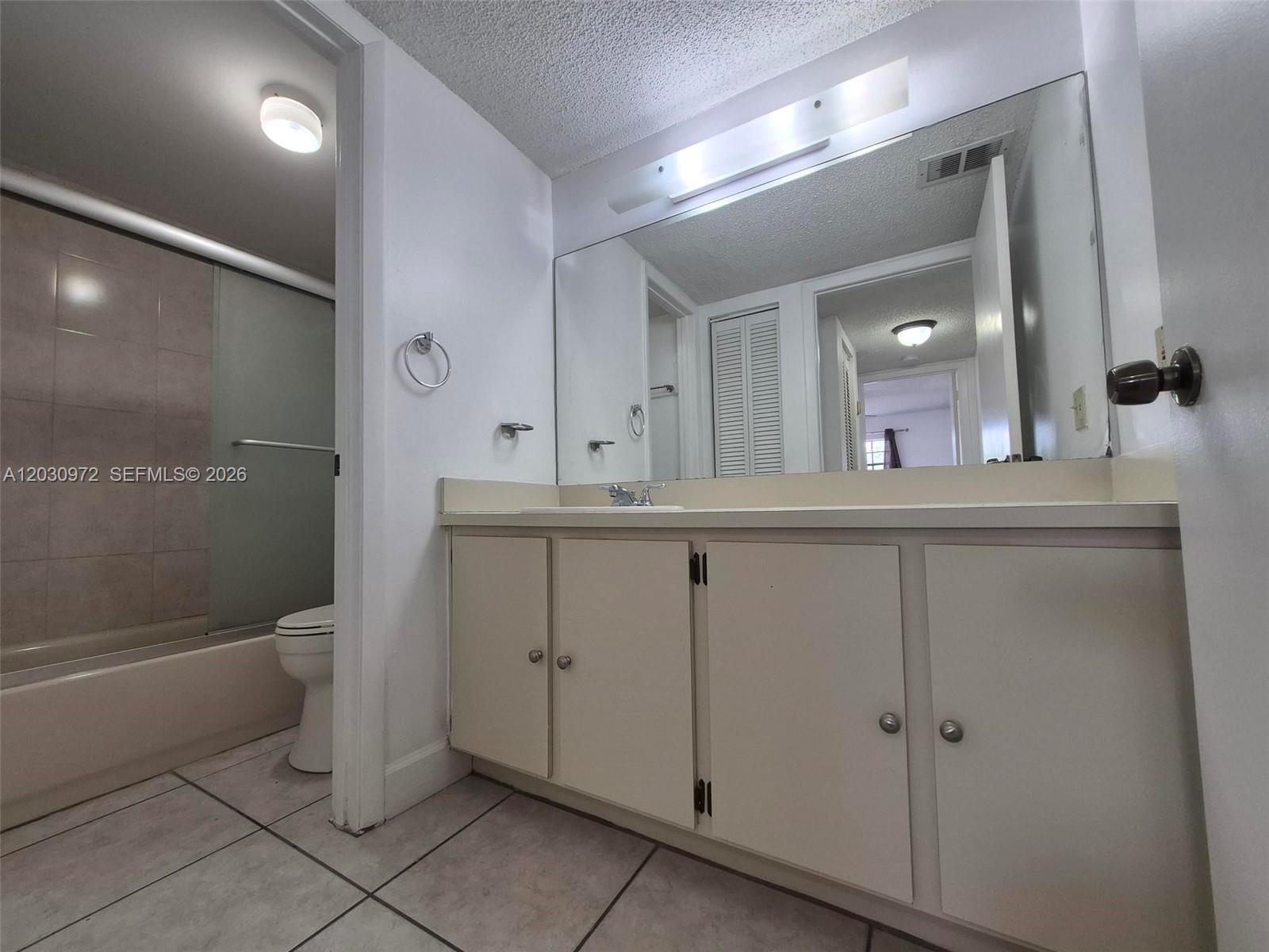 CELEBRITY POINT CONDO - Residential Lease