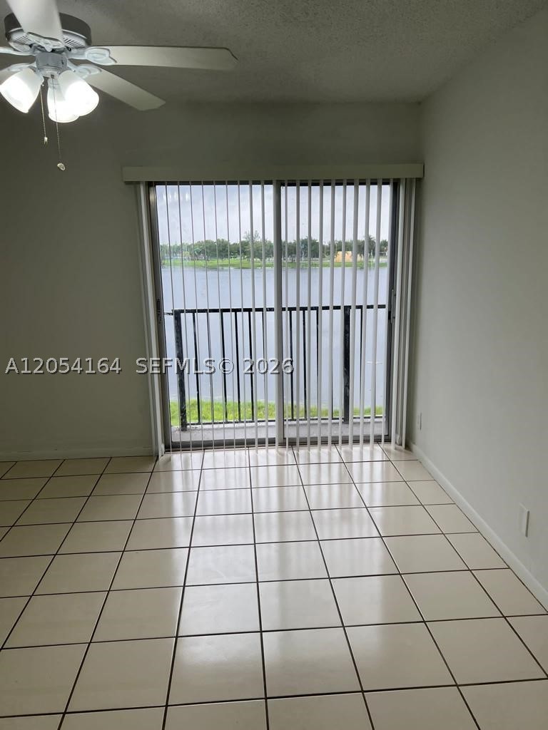 LAKESHORE AT UNIVERSITY P - Residential Lease