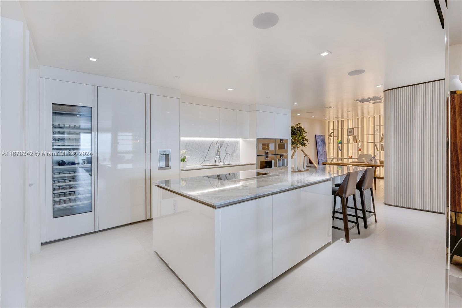 OCEANA BAL HARBOUR CONDO - Residential