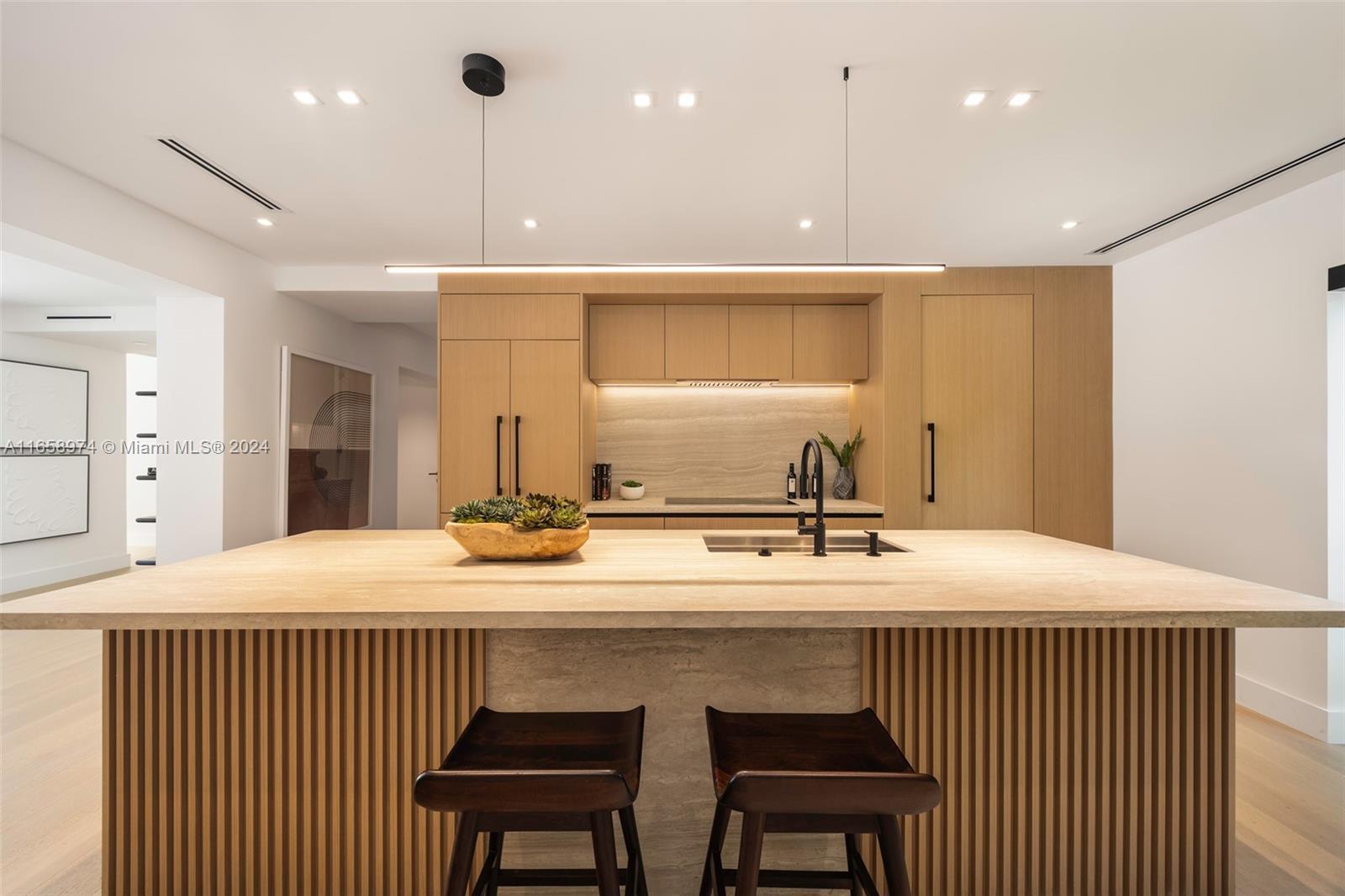 NATOMA PARK - Residential