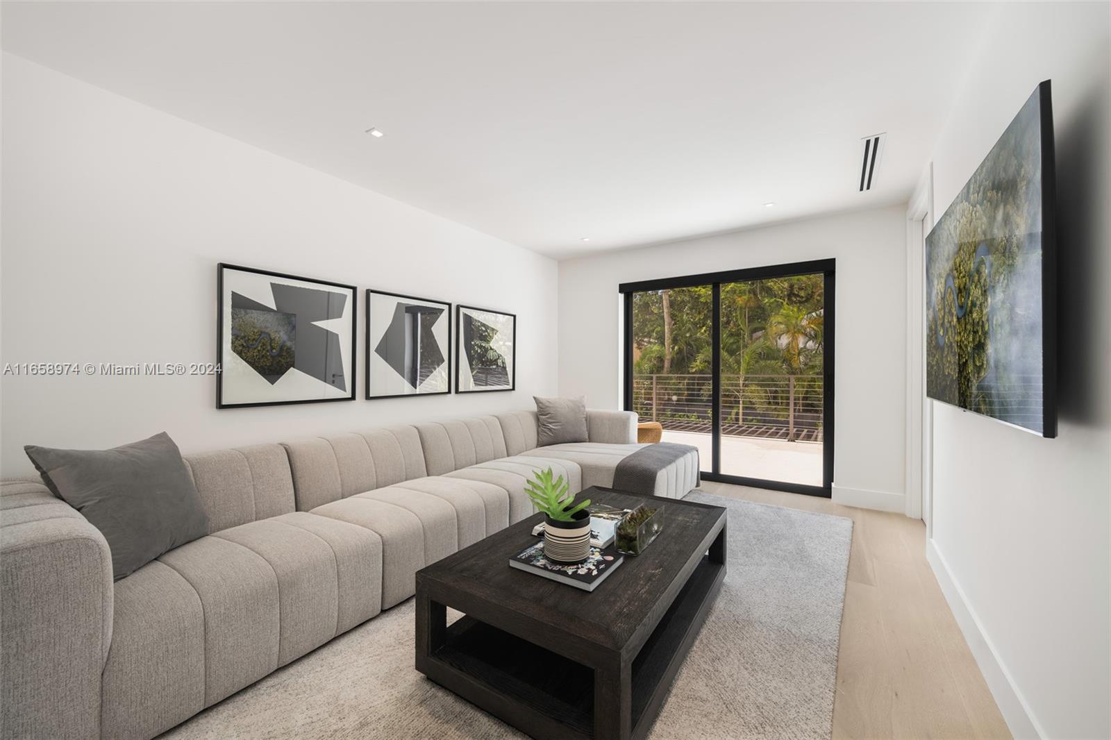 NATOMA PARK - Residential