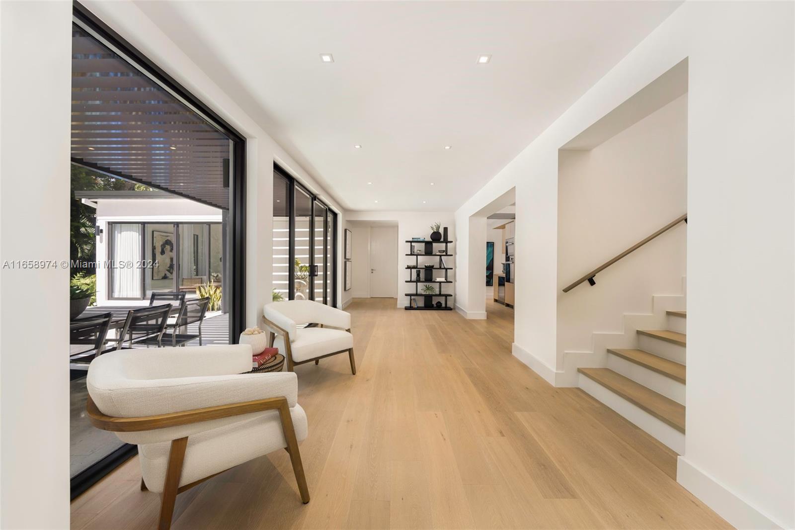 NATOMA PARK - Residential