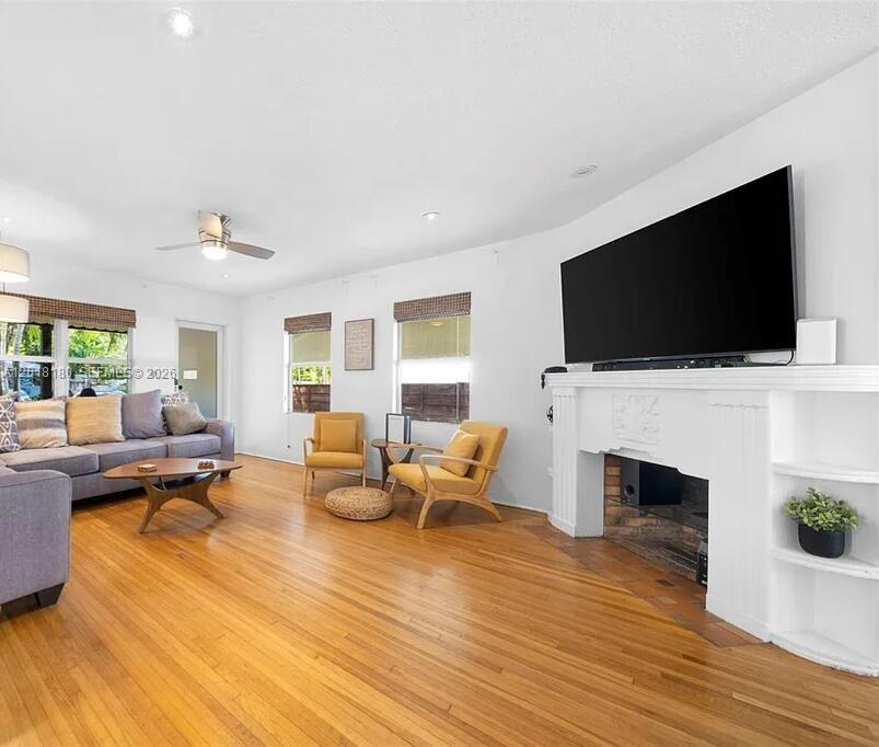 VICTORIA PARK CORR AMEN P - Residential