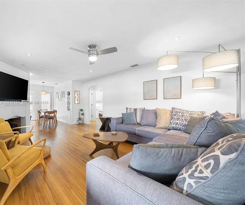 VICTORIA PARK CORR AMEN P - Residential