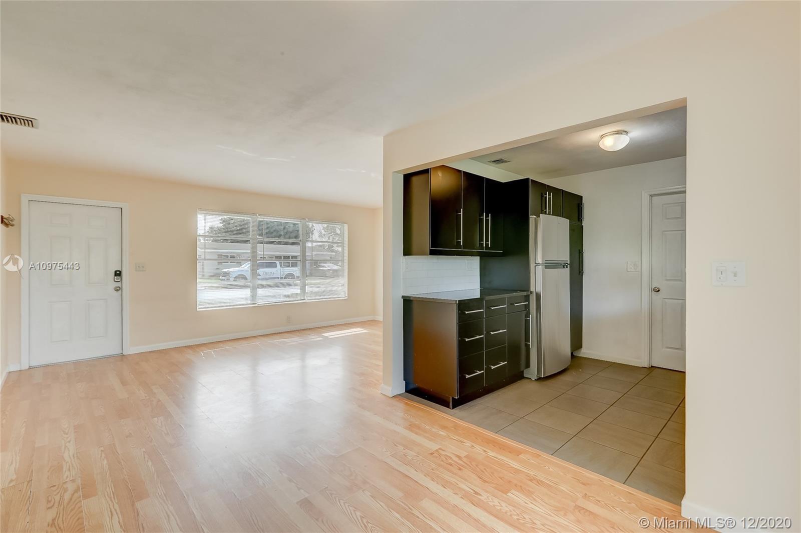 DRIFTWOOD PLAZA NO 3 - Residential