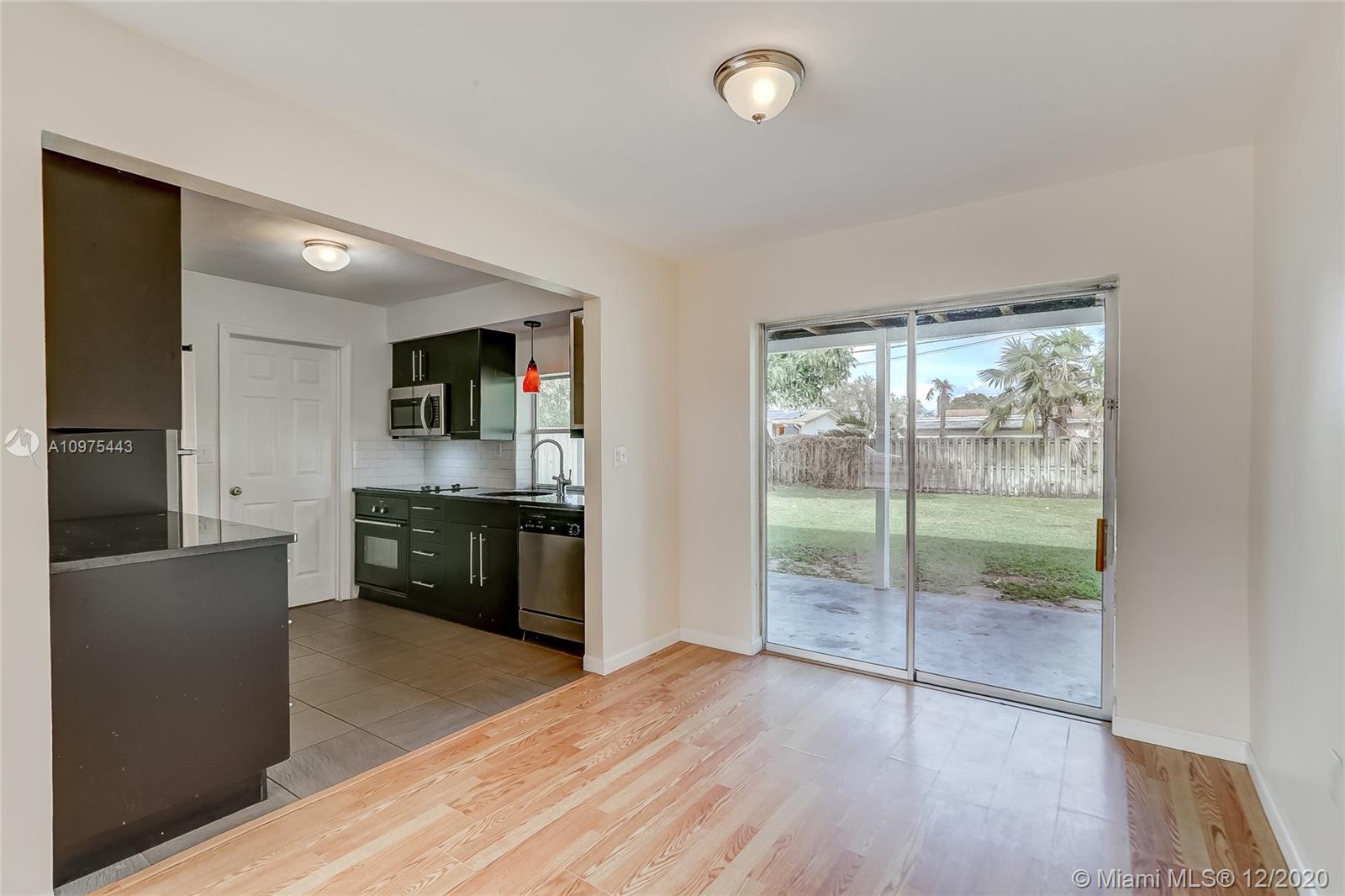 DRIFTWOOD PLAZA NO 3 - Residential