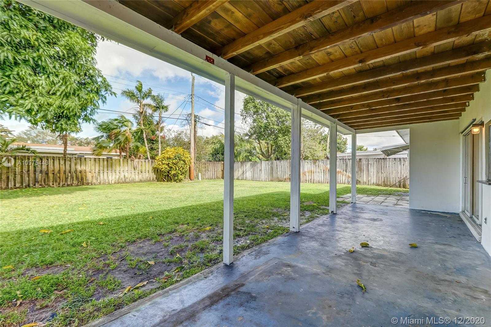 DRIFTWOOD PLAZA NO 3 - Residential