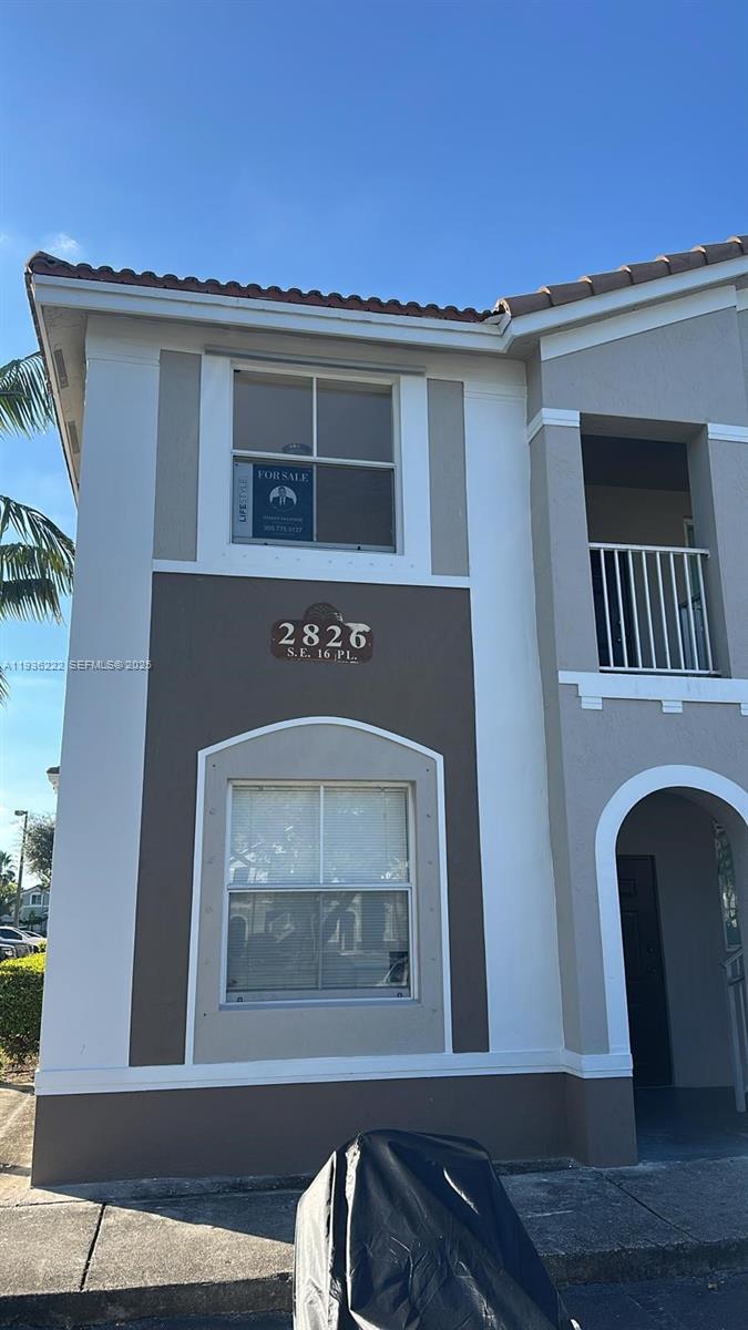 Don’t miss this incredible opportunity to own a spacious condo in the growing community of Homestead, FL. Conveniently located just minutes from malls, shopping centers, restaurants, parks, nightlife, and more. Be the perfect host for family and friends visiting the beautiful Florida Keys—only 30 minutes away.

The community is well maintained, has reserves, and is currently completing exterior painting of all condos and townhomes. This property is ideal for first-time buyers or investors.

The unit has been recently updated and is turn-key ready. Schedule your showing today—this one won’t last!