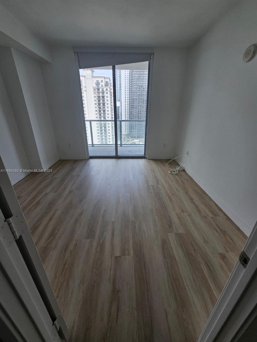 THE AXIS ON BRICKELL II C - Residential Lease