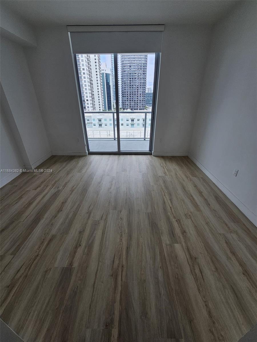 THE AXIS ON BRICKELL II C - Residential Lease