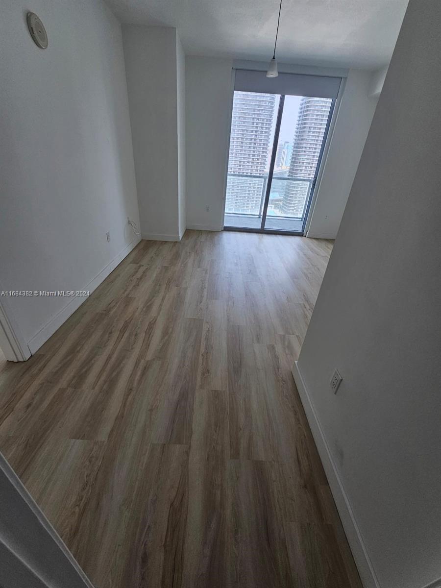 THE AXIS ON BRICKELL II C - Residential Lease