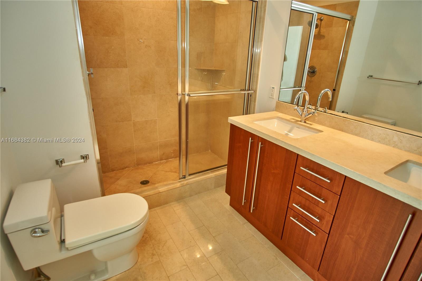 THE AXIS ON BRICKELL II C - Residential Lease
