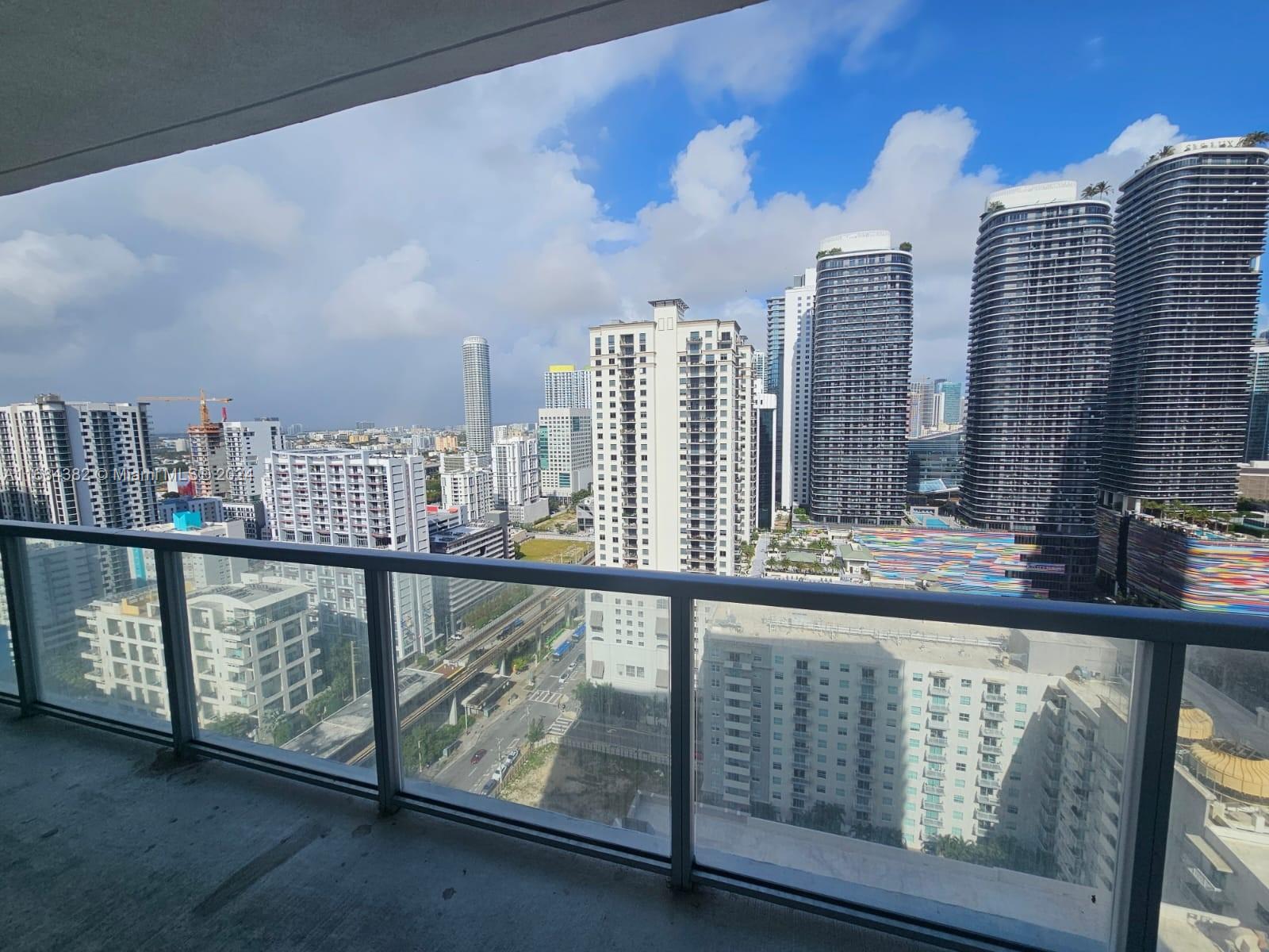 THE AXIS ON BRICKELL II C - Residential Lease