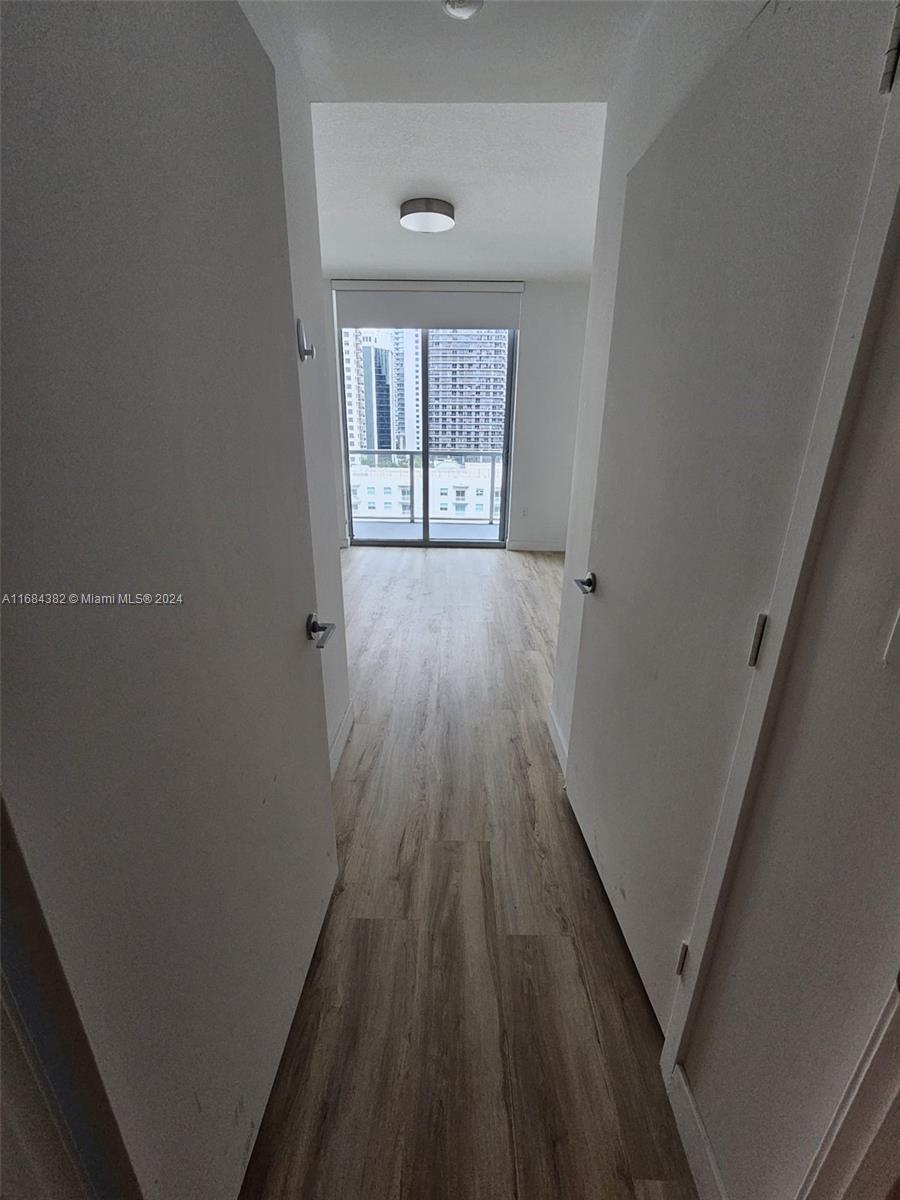 THE AXIS ON BRICKELL II C - Residential Lease