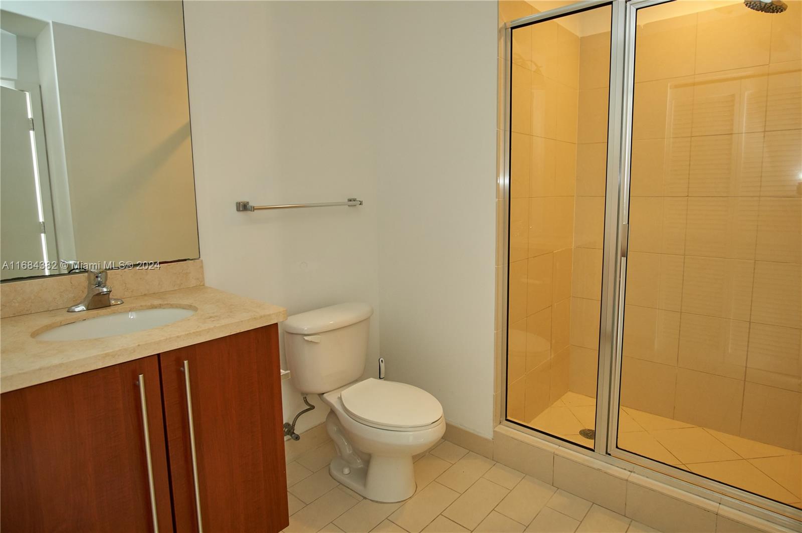 THE AXIS ON BRICKELL II C - Residential Lease