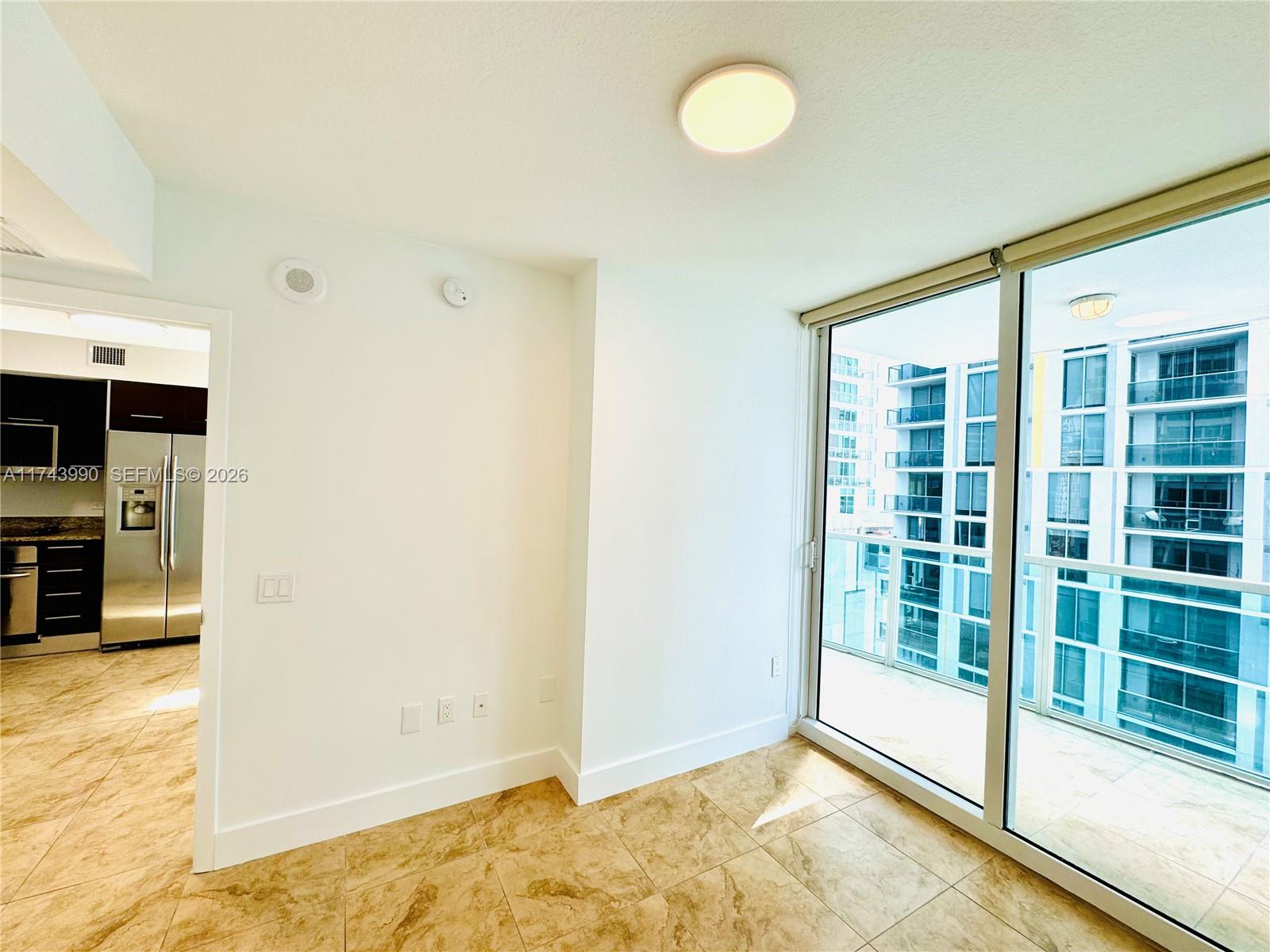 BRICKELL ON THE RIVER S T - Residential