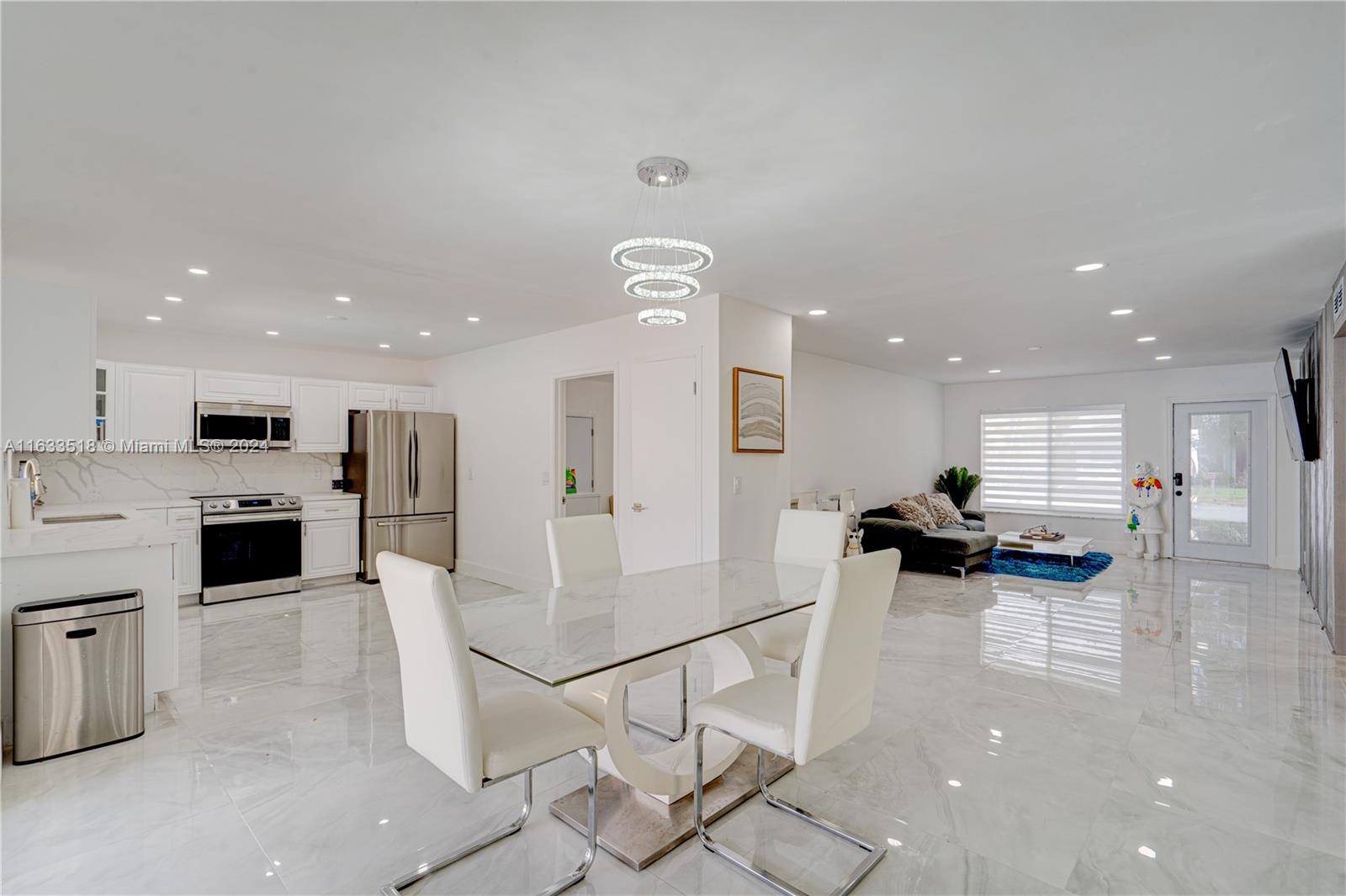 PALM-AIRE VILLAGE 2ND SEC - Residential