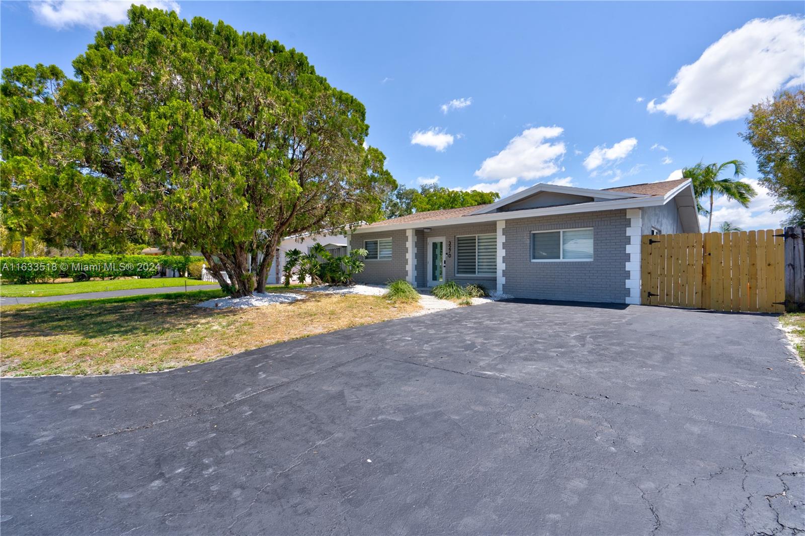 PALM-AIRE VILLAGE 2ND SEC - Residential