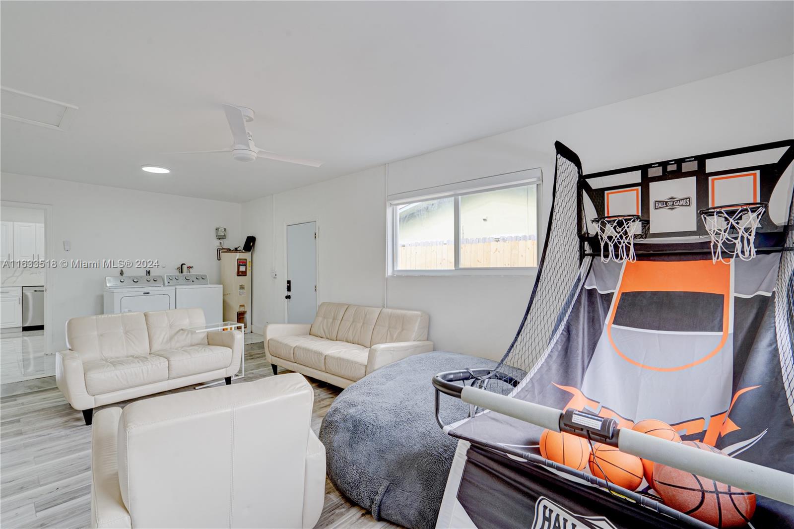 PALM-AIRE VILLAGE 2ND SEC - Residential