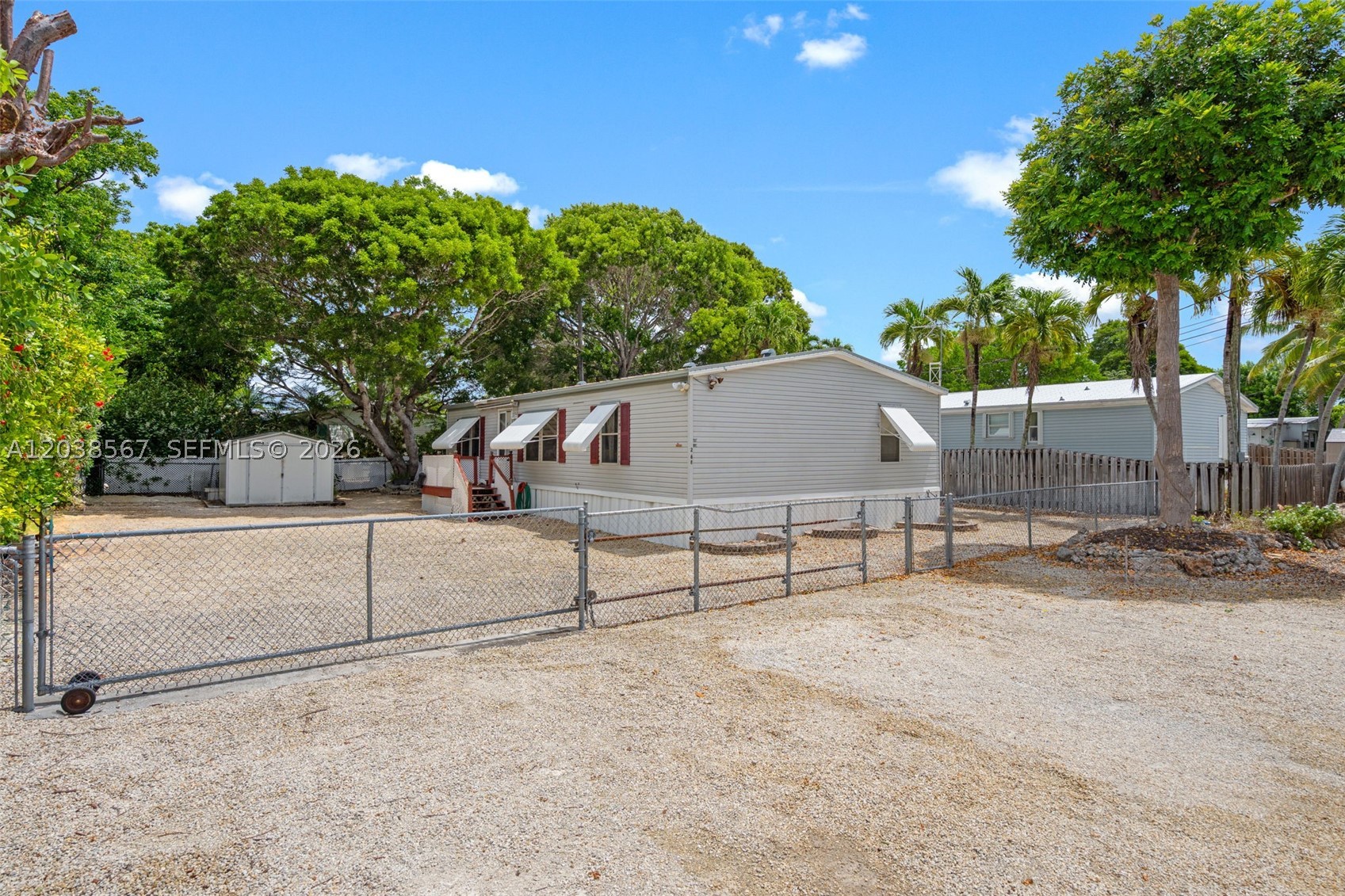 KEY LARGO MOBILE HOMESITE - Residential