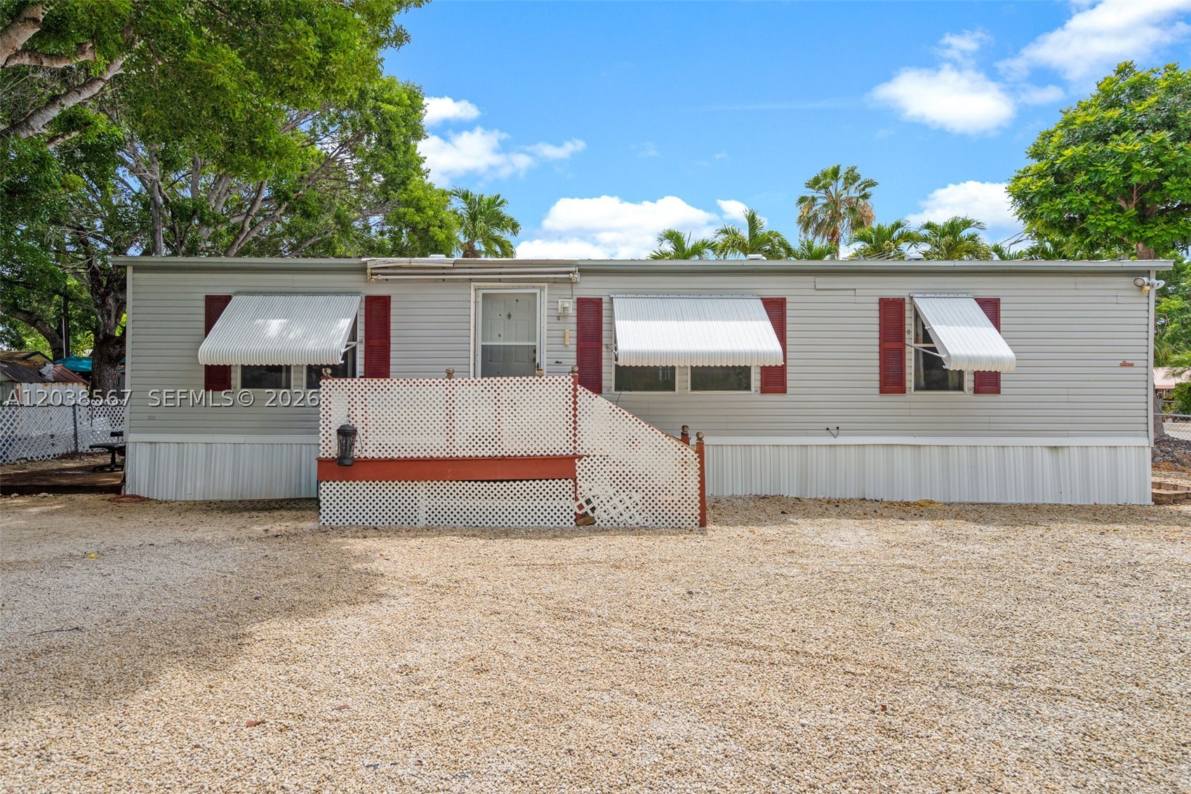 KEY LARGO MOBILE HOMESITE - Residential