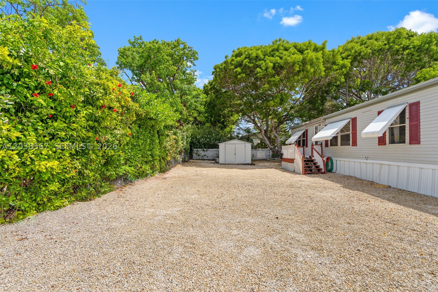 KEY LARGO MOBILE HOMESITE - Residential