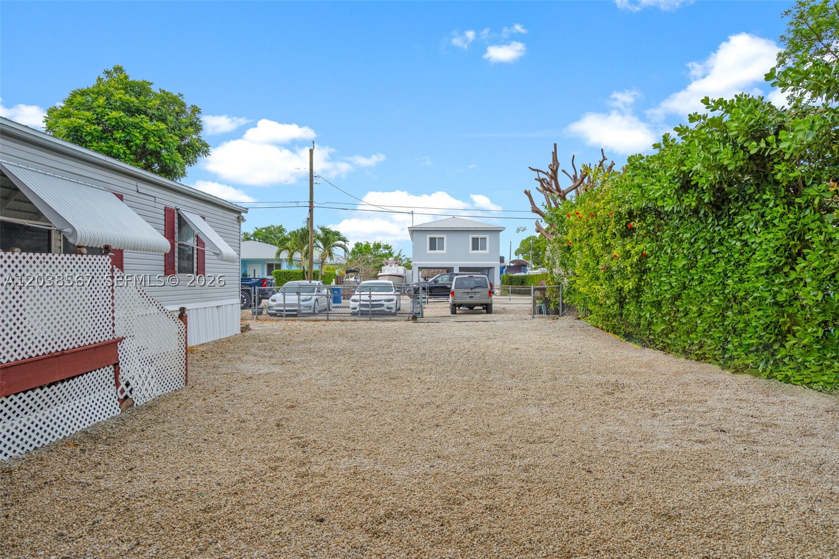 KEY LARGO MOBILE HOMESITE - Residential