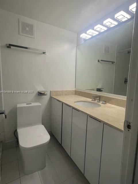 THE TWELVE CONDO - Residential Lease