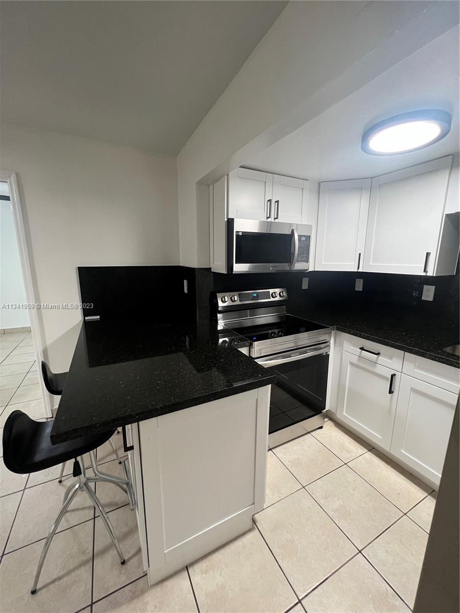 THE TWELVE CONDO - Residential Lease