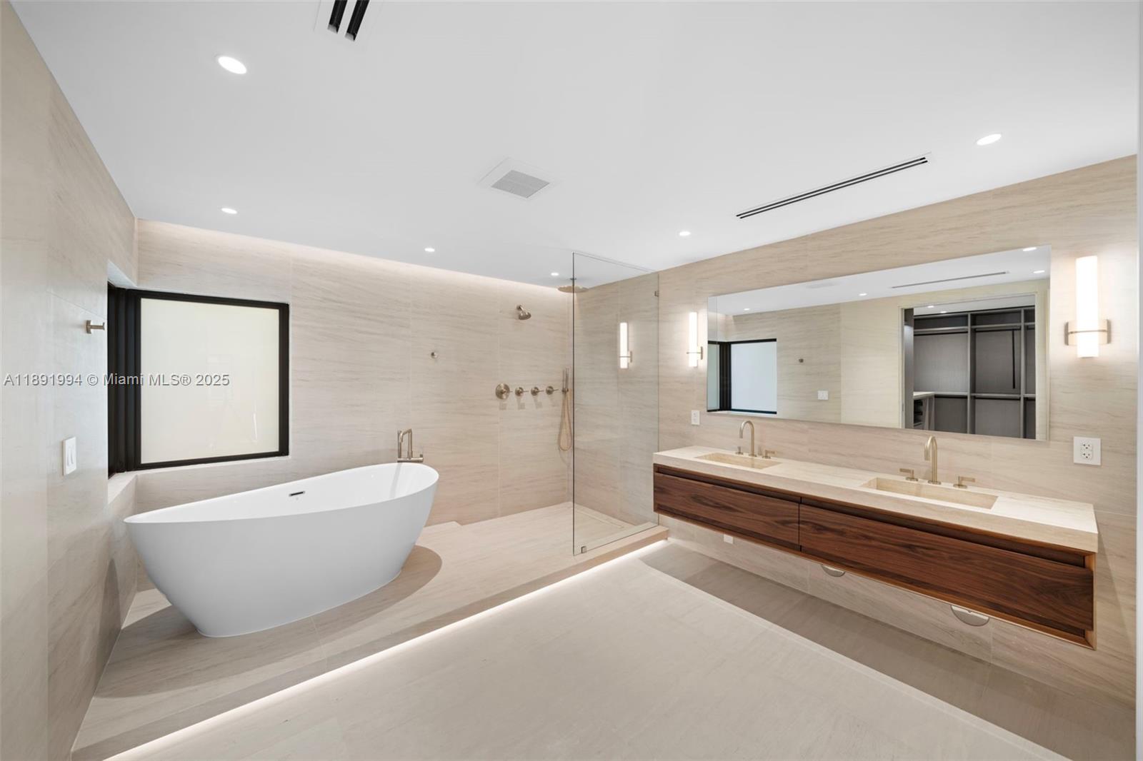 RIVO ALTO AMD - Residential