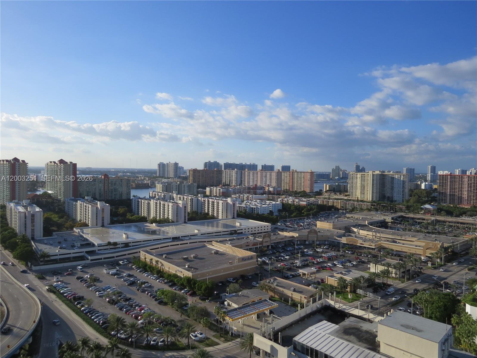 LA PERLA CONDO - Residential