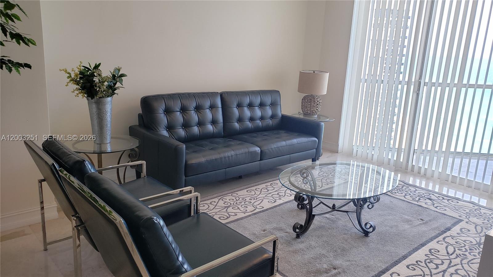 LA PERLA CONDO - Residential
