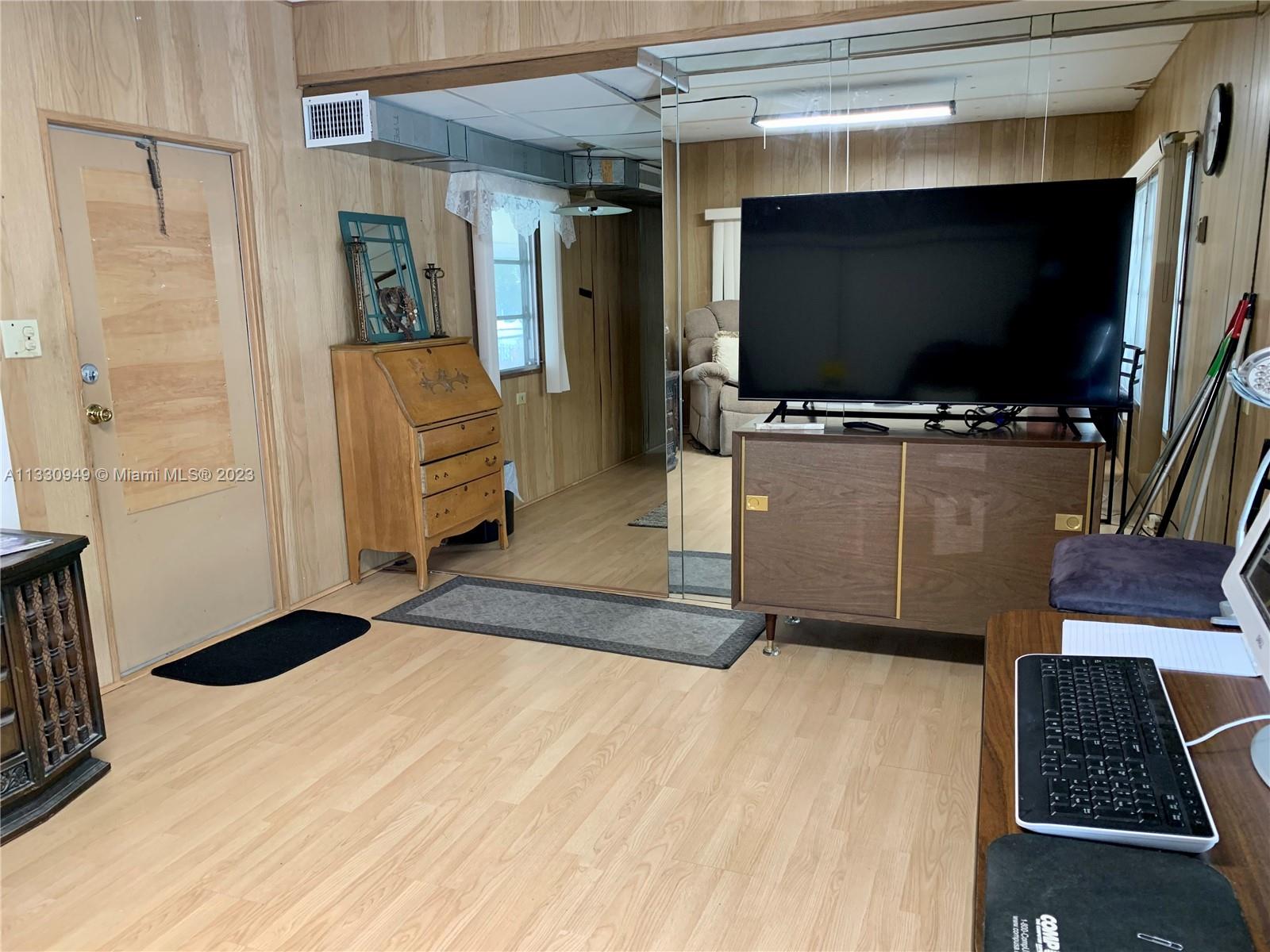 PARK CITY SEC ONE - Residential