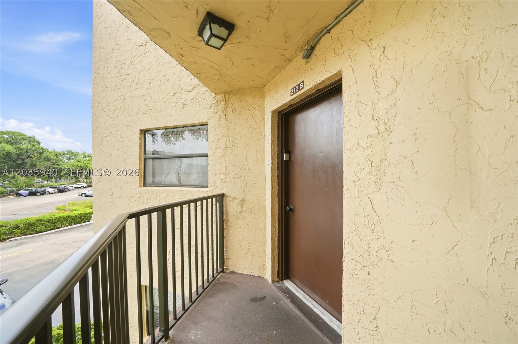 PLANTATION CLUB B CONDO - Residential