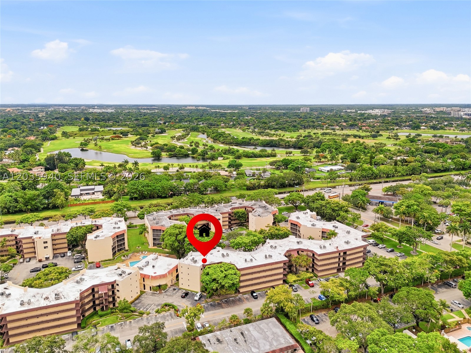 PLANTATION CLUB B CONDO - Residential