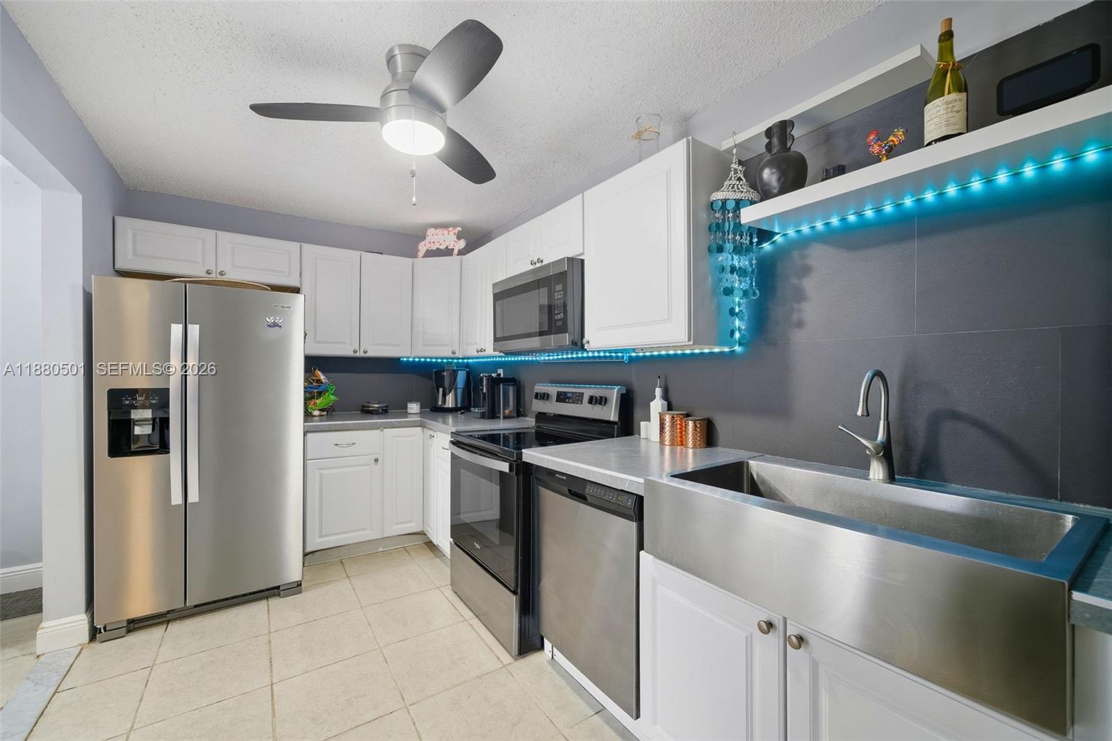 BAYVIEW PALMS CONDO - Residential