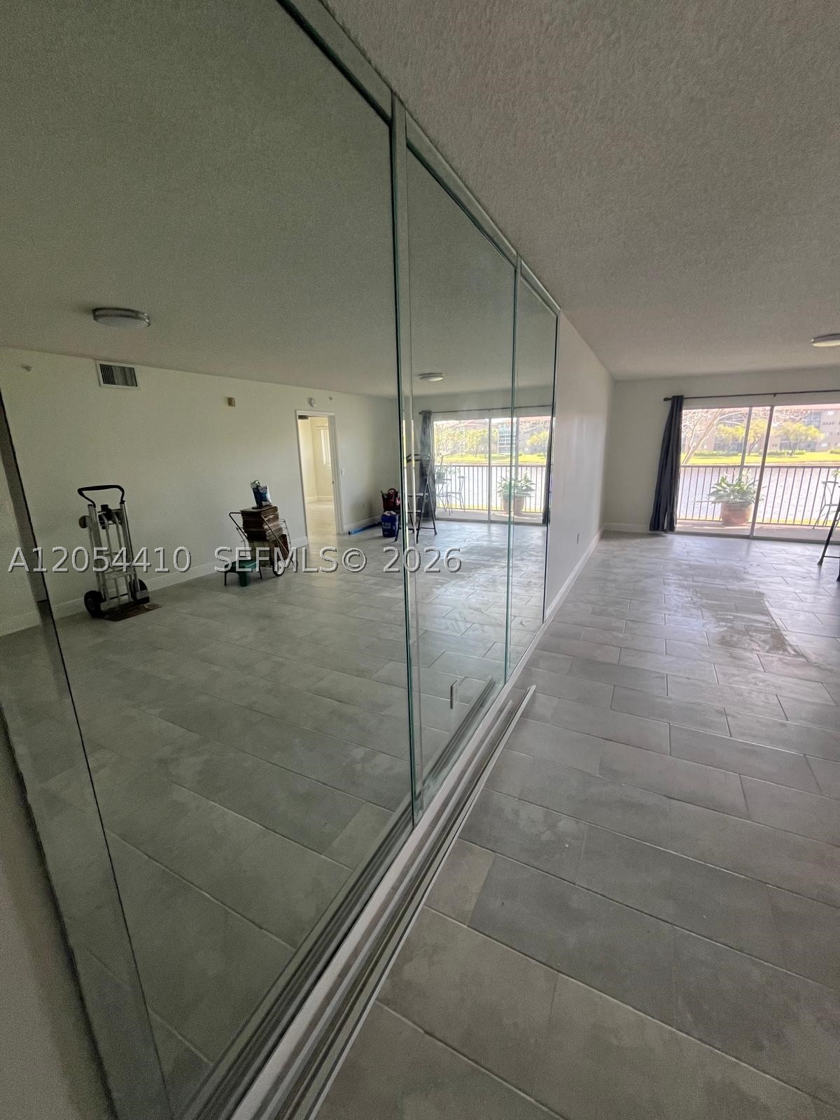 SUFFOLK AT CENTURY VILLAG - Residential Lease