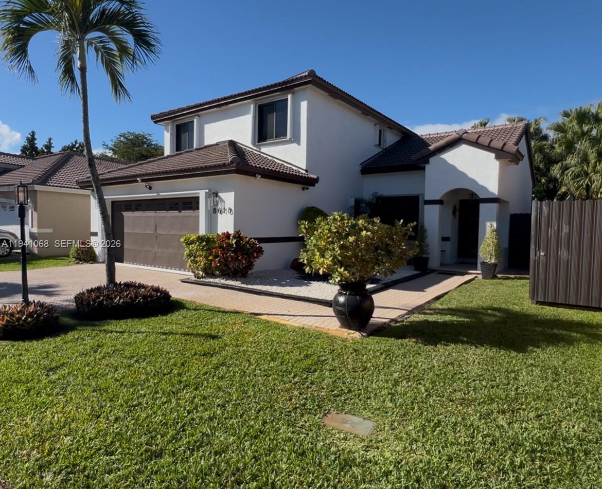 LAGO MAR SOUTH - Residential